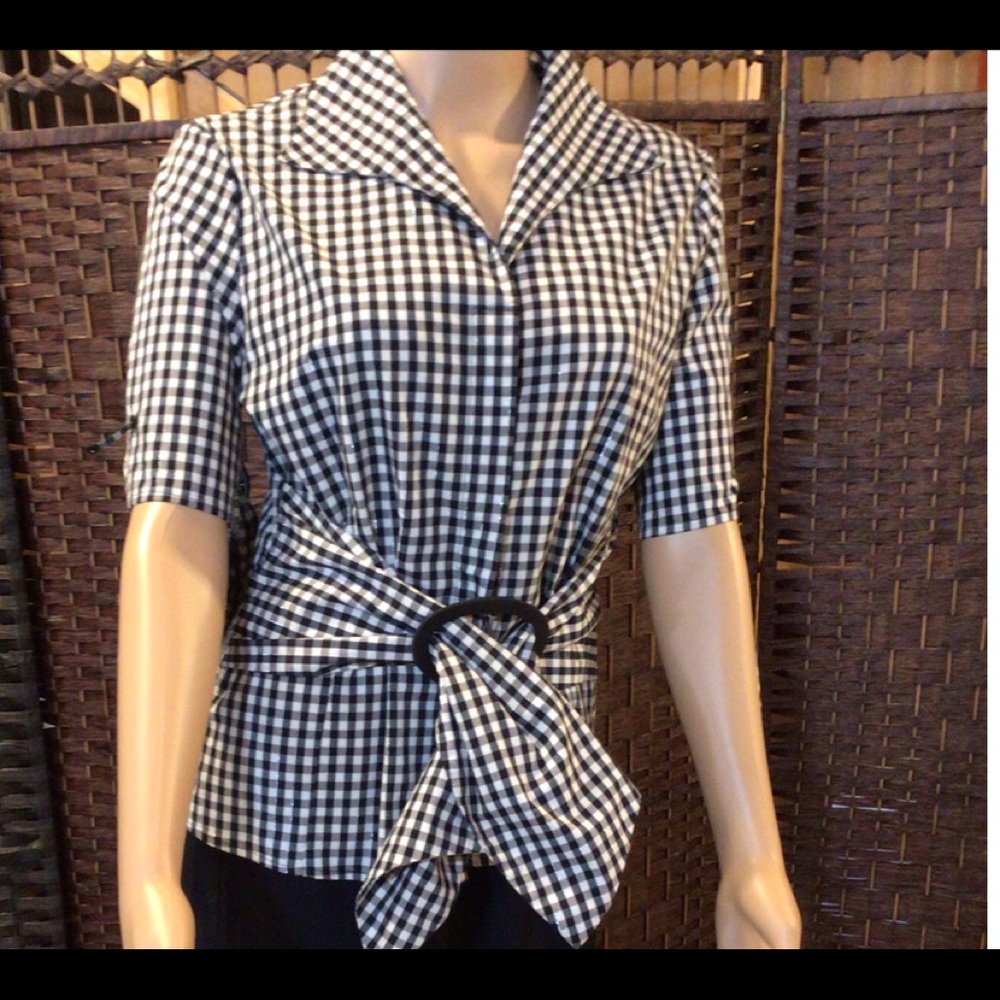 Acorn Blouse Size M.